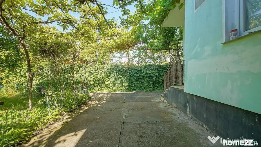 Casă cu 3 camere cu Teren 705 Mp în Central