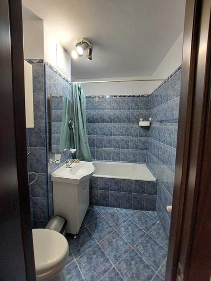 Apartament cu 3 camere decomandat în Brâncoveanu