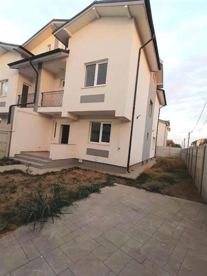 Duplex cu 4 camere cu Canalizare în Alexandriei
