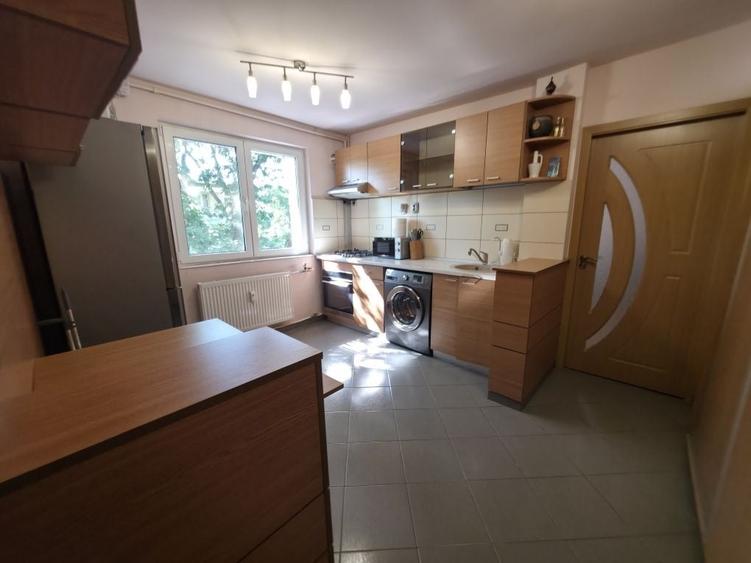 Apartament 3 camere în zona Crângași – Etaj intermediar, 10 minute de metrou - 3