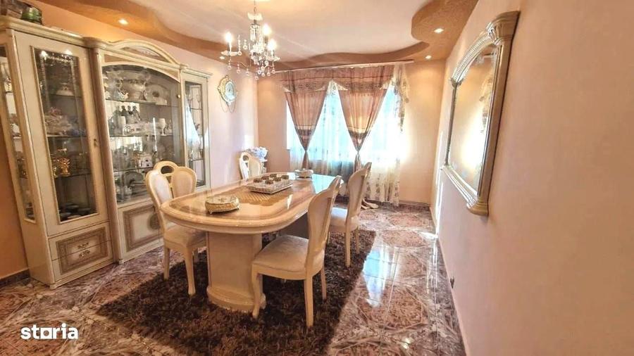 Apartament cu 3 camere în Central