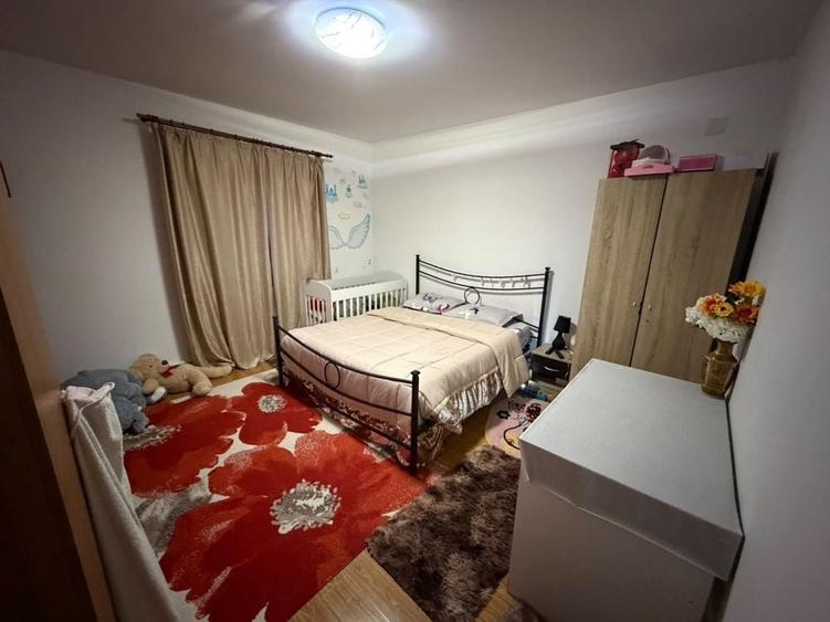 Casă cu 4 camere în Preajba