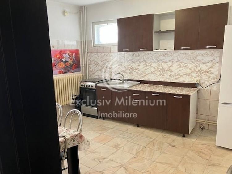 Casă individuală cu 4 camere cu Canalizare în Muncii
