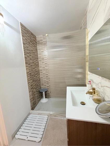 Apartament cu 2 camere decomandat în Tomis Nord