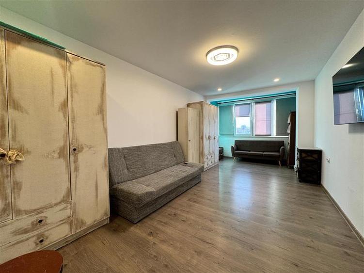 Apartament cu 2 camere decomandat în Progresul