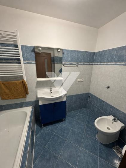 Apartament cu 3 camere decomandat, mobilat în Cisnădie