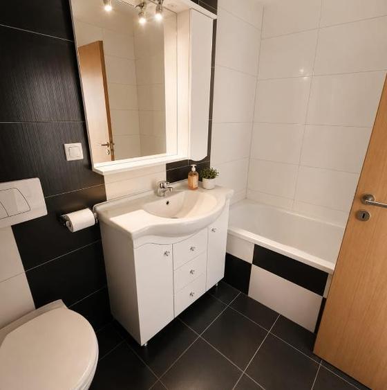 Apartament cu 2 camere decomandat în Avantgarden