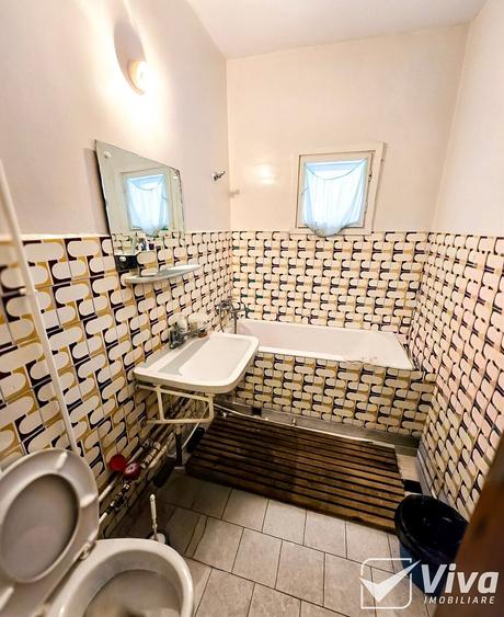 Apartament cu 3 camere decomandat în Copou