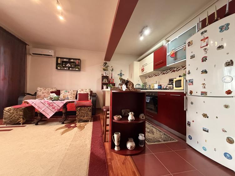 Apartament cu 2 camere decomandat, mobilat în Giroc