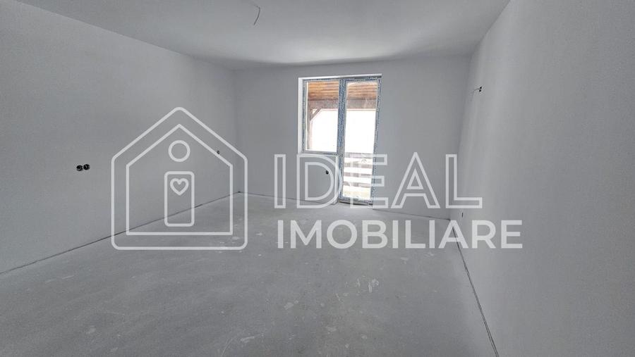 Duplex cu 4 camere cu Canalizare în Central