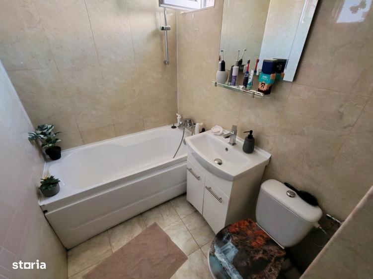 Apartament cu 4 camere în Far