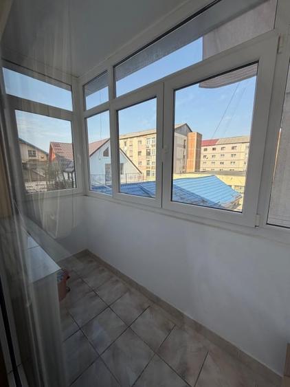 Apartament 4 camere. etj 2,  Radauti - 8