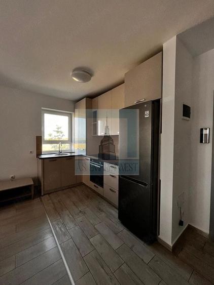 Apartament cu 2 camere semidecomandat, mobilat în Avantgarden