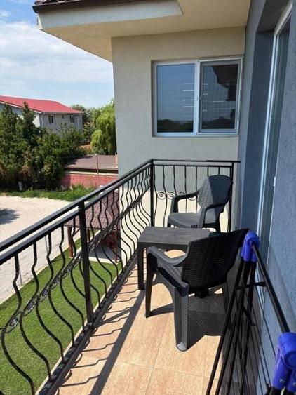 Casă cu 15 camere decomandat cu Canalizare în Central