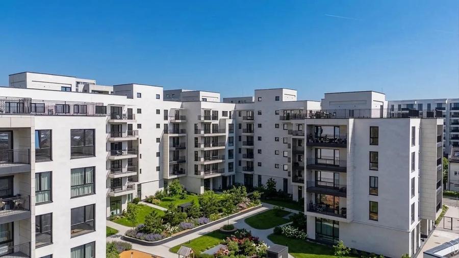 Penthouse cu 3 camere decomandat în Pipera