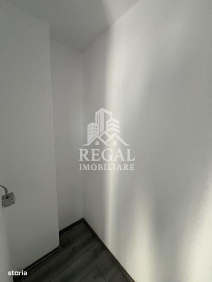 Apartament cu 2 camere decomandat în Rișca