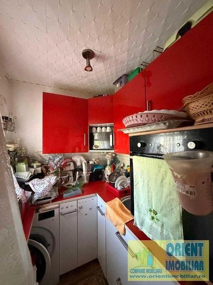 Apartament cu 2 camere semidecomandat în Inel II