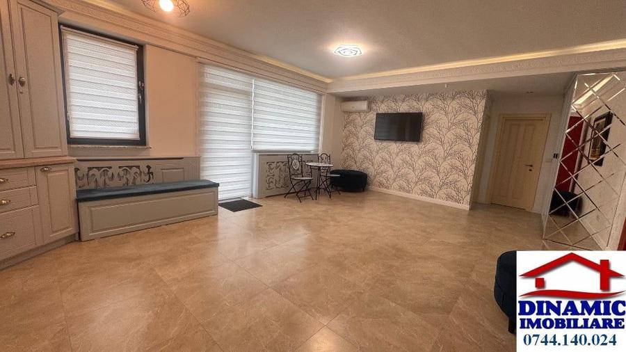 Apartament cu 2 camere semidecomandat în Sud