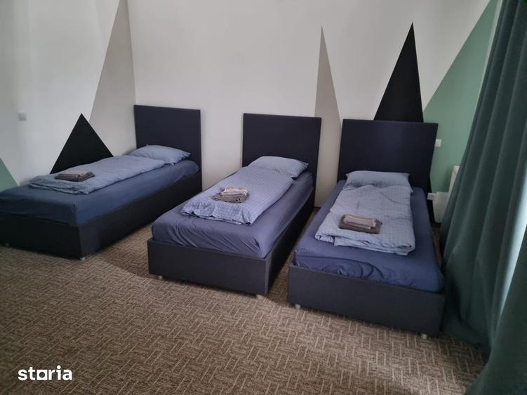 Spațiu comercial, de 350 mp, în Cristian