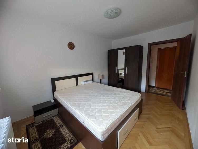 Apartament cu 3 camere decomandat în Obor