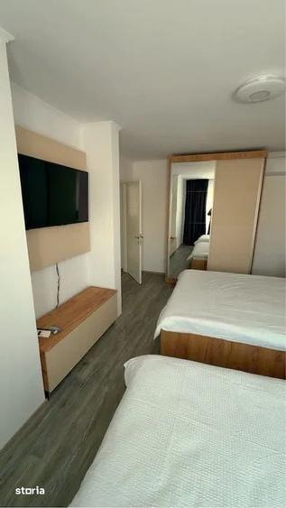 Apartament cu 3 camere decomandat în Craiovei