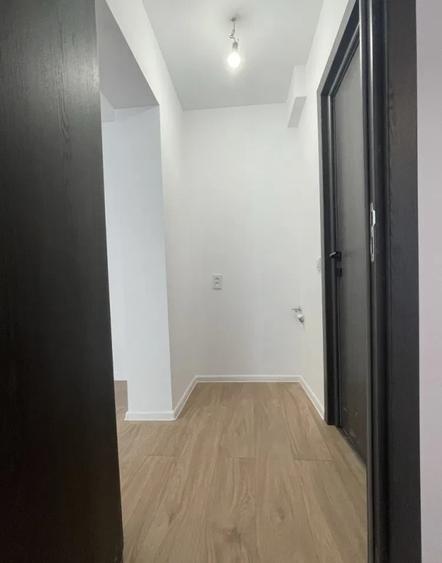 Apartament cu 2 camere semidecomandat în Tomis II