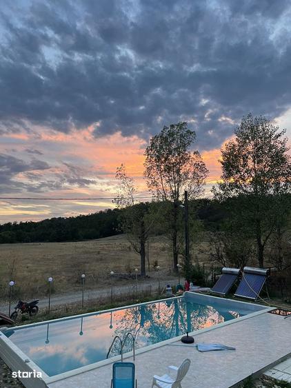 Casa cu 8 camere, piscina ?i garaj - 13