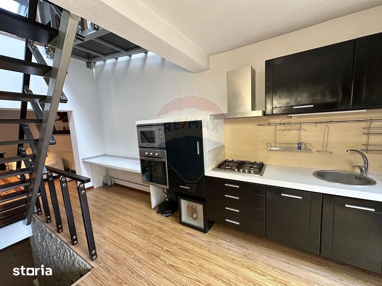 Casă cu 4 camere cu Teren 150 Mp în Central