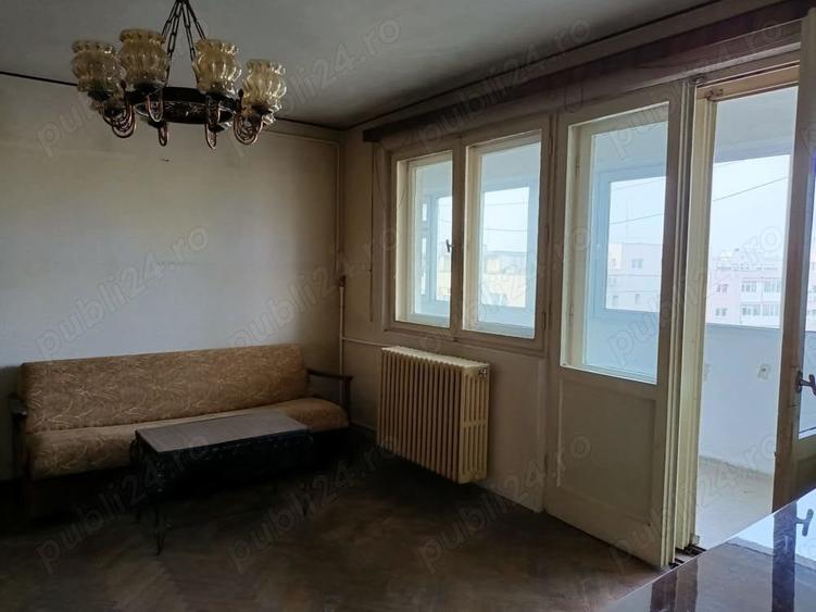 Apartament cu 3 camere decomandat în Lujerului