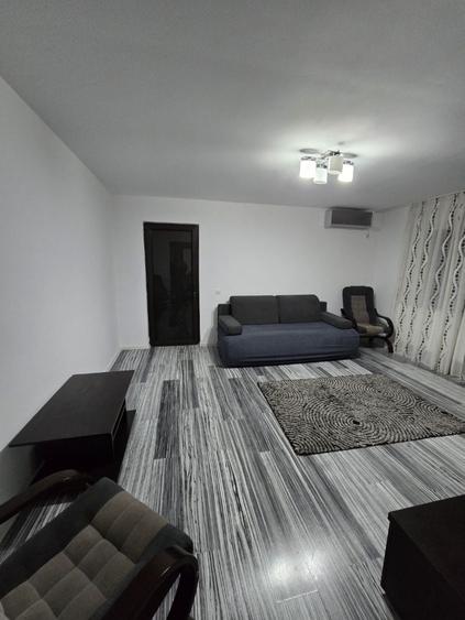 Apartament cu 2 camere semidecomandat în Unirii Sud