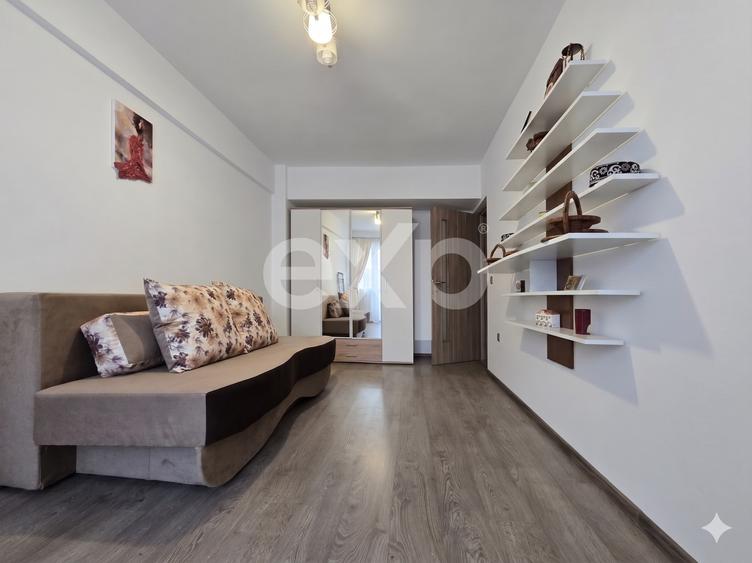Apartament cu 4 camere decomandat, mobilat în Florești