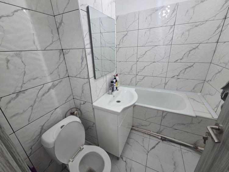 Apartament cu 2 camere decomandat în Mircea cel Bătrân