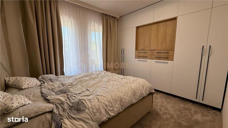 Apartament cu 3 camere decomandat în Republicii