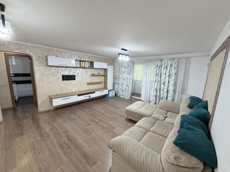 Inchiriez apartament modern, 80 mp, zona Curcubeu George Enescu, etaj 1 | Direct proprietar - 1