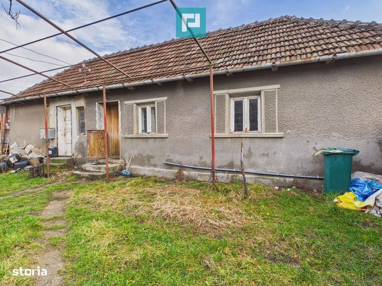 Casă cu 4 camere în Tămășeu