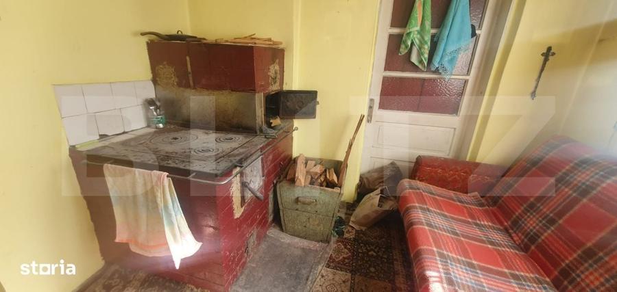 Casă cu 3 camere cu Teren 300 Mp în Central