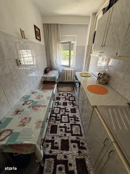 Garsonieră decomandată în Brătianu