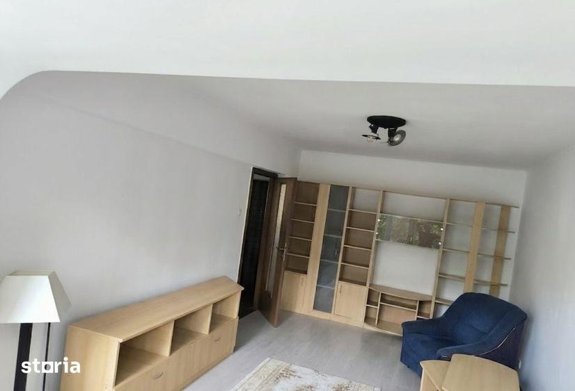 Apartament cu 2 camere decomandat în Aviatorilor