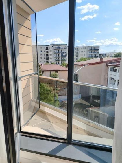 Apartament cu 2 camere decomandat în Metalurgiei
