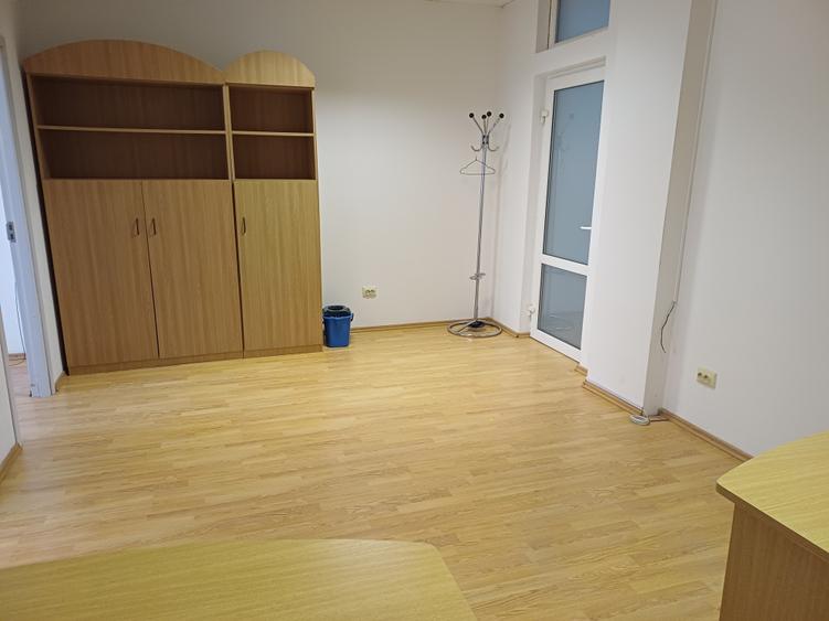 Birou, de 45 mp, în Calea Turzii