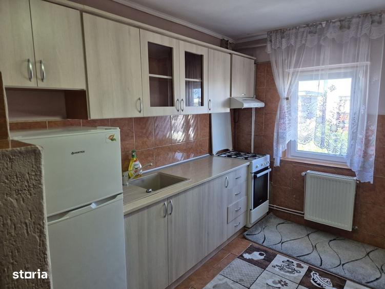 Apartament cu 2 camere semidecomandat în Confecții