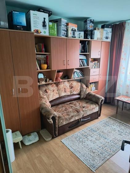 Apartament cu 3 camere decomandat, mobilat în Vest