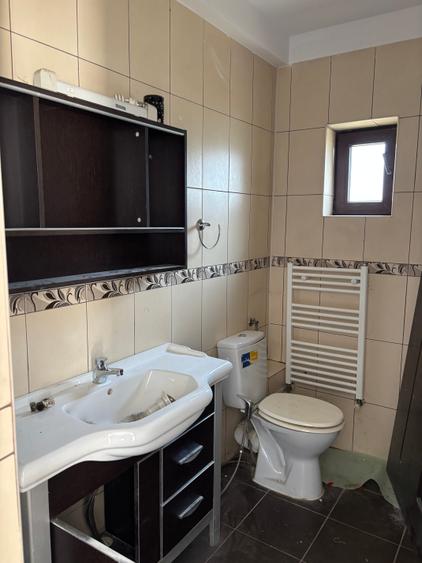 Casă individuală cu 4 camere cu Teren 300 Mp în Cernica