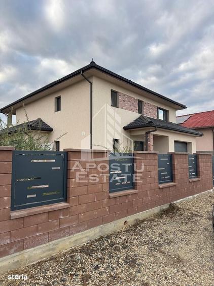 Casă cu 4 camere cu Teren 502 Mp în Ghiroda