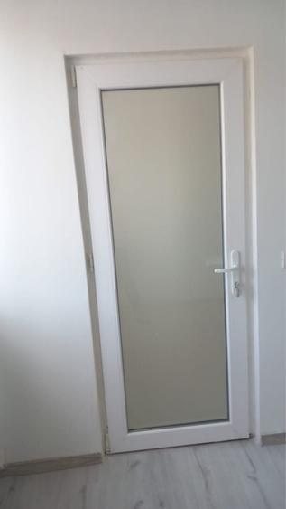 Apartament cu 2 camere semidecomandat în CET