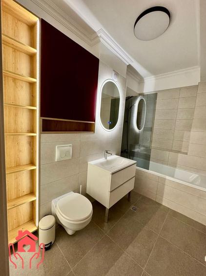 Apartament cu 3 camere decomandat, mobilat în Băneasa