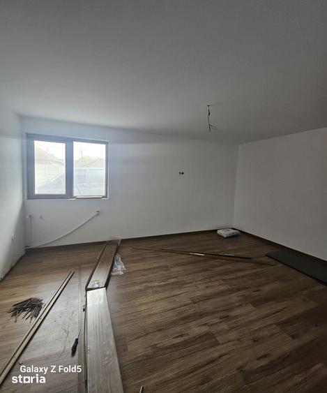 Casă cu 4 camere decomandat cu Teren 152 Mp în Cantemir