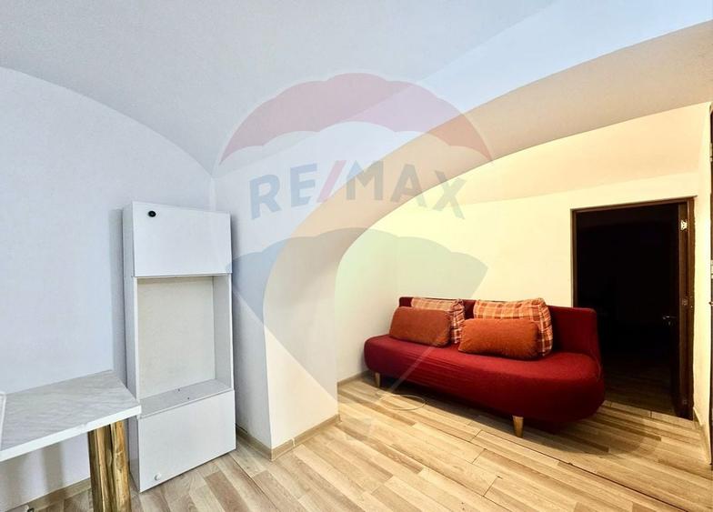 Apartament de inchiriat - central - Strada Clinicilor - 4