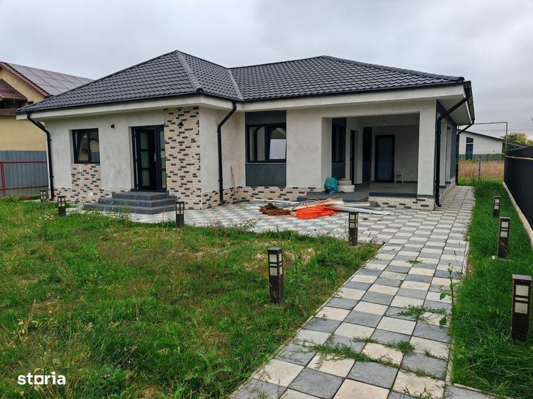Liniste, Spatiu si Eleganta | Casa Noua la Cheie in Hemeius - 19
