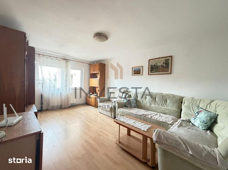 Apartament cu 4 camere decomandat, mobilat în Zorilor